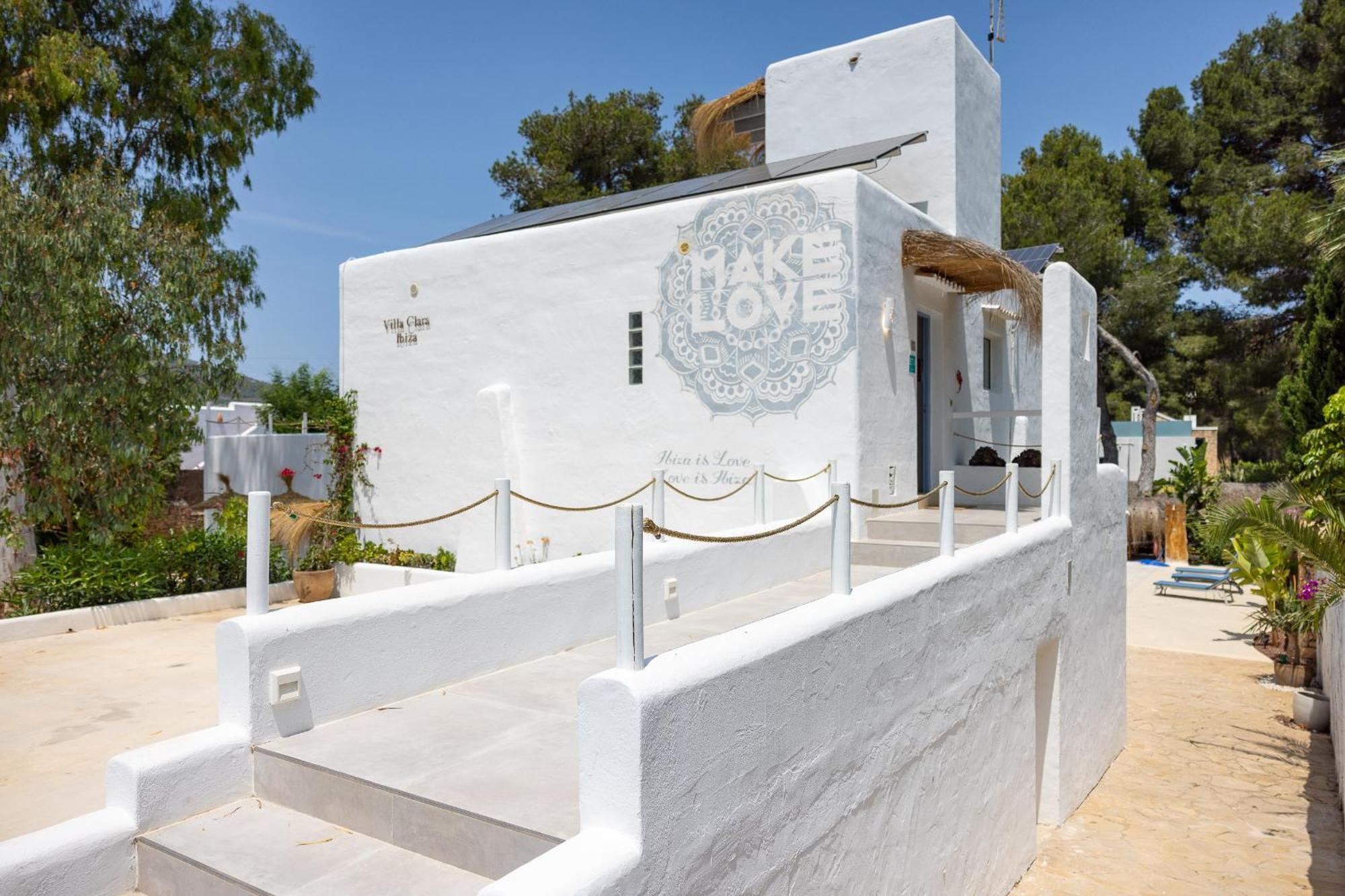 Clara Ibiza Villa Santa Eularia des Riu